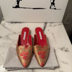 Manolo Blahnik Brocade Red and Gold Ruby Mules